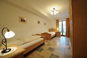 2 Schlafzimmer, Internetzugang, Bettwäsche, Rollstuhlgeeignet