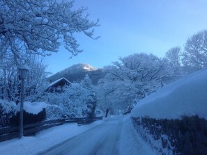 المنطقة المحيطة بالمنشأة