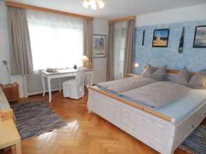 2 Schlafzimmer, Internetzugang, Bettwäsche