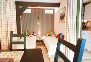 1 bedroom - Vacation apartment, 42 sqm, 1 living/bedroom, balcony (Siegsdorf)