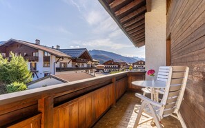 Property grounds - Hausberg two-room vacation apartment 45 sqm (Reit im Winkl)