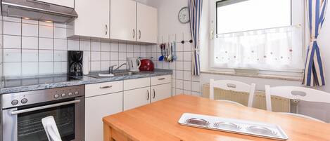 Køleskab, mikrobølgeovn, ovn, opvaskemaskine