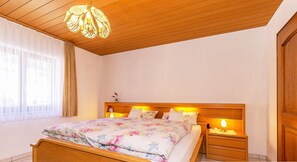 Room - Kaiserblick vacation apartment (55sqm) with a view of the Wilder Kaiser (Reit im Winkl)