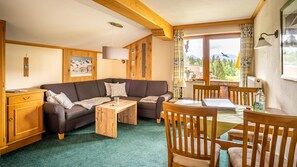 DVD プレーヤー、卓球台