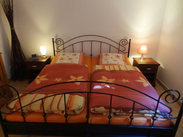 1 bedroom, WiFi, bed sheets