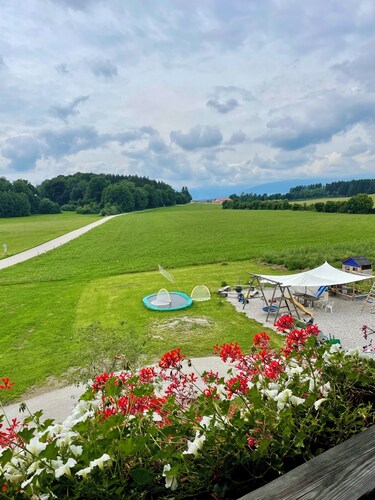 Apartment 75 sqm up to 5 persons, balcony, 2 bedrooms, eat-in kitchen