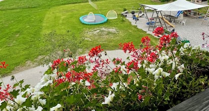 Apartment 75 sqm up to 5 persons, balcony, 2 bedrooms, eat-in kitchen