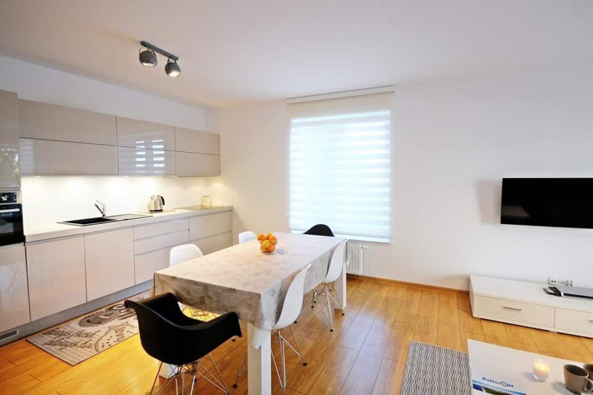 Apartment (D108) | Living area | Flat-screen TV