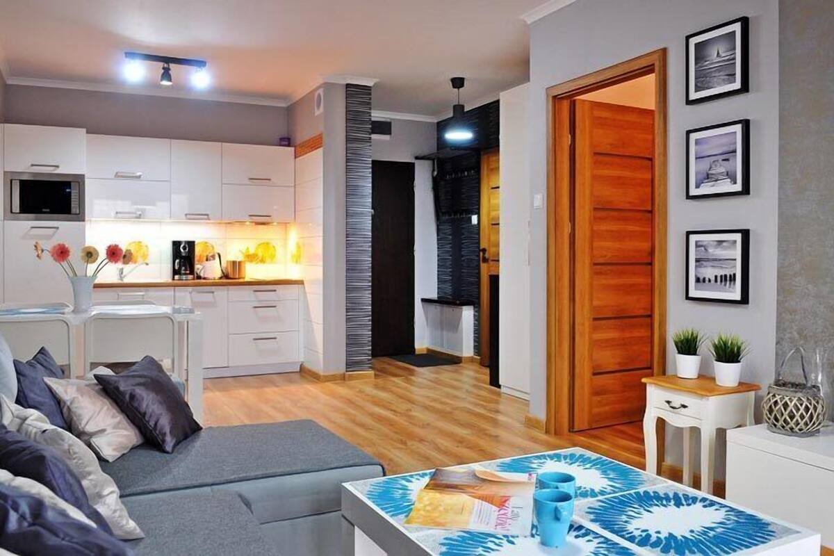 Apartment (I403) | Eigene Küche | Wasserkocher mit Kaffee-/Teezubehör, Kühlschrank, Herdplatte