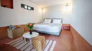 Individually decorated, blackout curtains, free WiFi, bed sheets - Riad Hadda (Marrakech)
