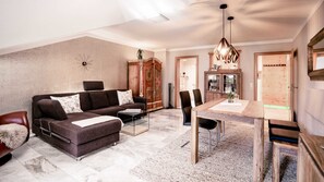 Apartment (Schlossblick) | Wohnbereich