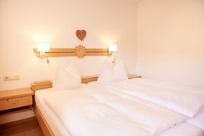 1 Schlafzimmer, Bügeleisen/Bügelbrett, Internetzugang, Bettwäsche