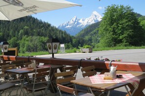 ลานระเบียง/นอกชาน