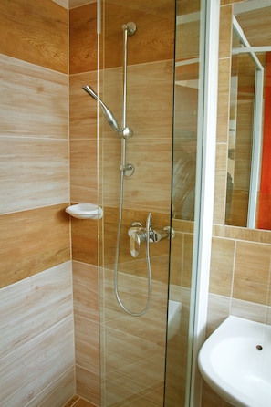 Classic Apartment | Bathroom