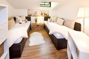 1 quarto, acesso à internet, roupa de cama