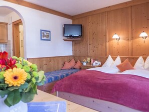 1 bedroom, Internet, bed sheets
