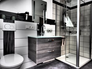 Superior Apartment, Ensuite (2 Schlafzimmer ) | Miscellaneous - Korkenzieher Restaurant Café (Briedel)