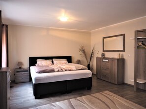 Comfort Studio, Ensuite | Miscellaneous - Korkenzieher Restaurant Café (Briedel)