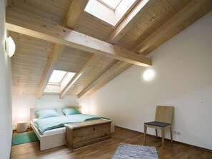 2 bedrooms, Internet, bed sheets