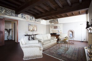 Sala de estar en el lobby