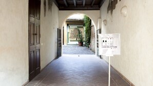 Entrada de la propiedad