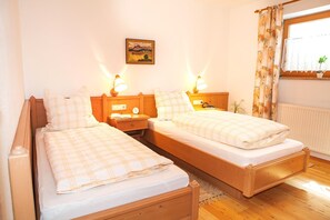 2 soverom, internettilgang og sengetøy