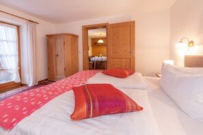 1 chambre, accĂšs Internet, draps fournis