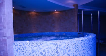 Club 218 Wellness Petra Apartman
