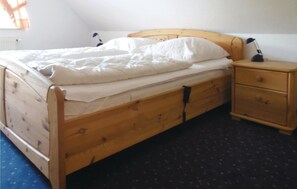 3 Schlafzimmer, Reisekinderbett, kostenloses WLAN