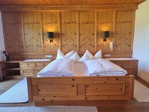 1 bedroom, Internet, bed sheets - Klausenberg vacation apartment with south/west-facing balcony (Reit im Winkl)