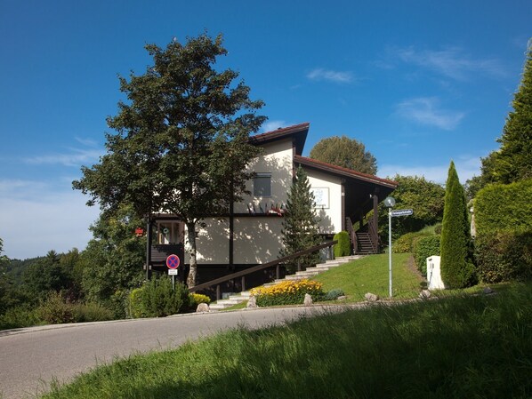 Exterior - Schesek Ingrid House Rittersporn App. 3 - incl. Chiemgau Card (Siegsdorf)