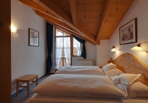 Apartment, 2 Bedrooms (5) | 1 bedroom, free WiFi, bed sheets - Ferienwohnungen Beim Hausbacher (Reit im Winkl)