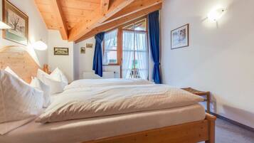 Apartment, 2 Bedrooms (4) | 1 bedroom, free WiFi, bed sheets