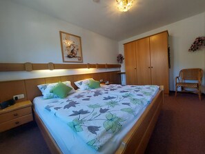 1 Schlafzimmer, Internetzugang, Bettwäsche