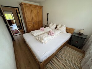 1 habitación, internet y ropa de cama 