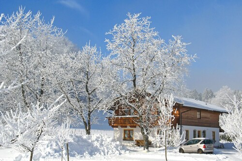 Huoneisto "Paradise" 39 m² ° ylimääräisellä makuuhuoneella pohjakerroksessa