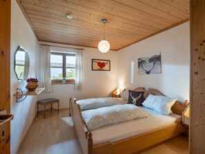 1 chambre, literie fournie