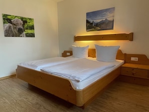 1 Schlafzimmer, Internetzugang, Bettwäsche