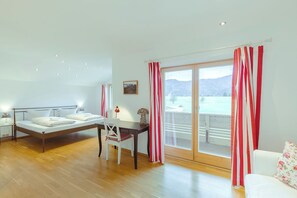 4 bedrooms, internet, bed sheets