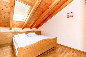 1 室のベッドルーム、アイロン / アイロン台、インターネット、ベッドシーツ