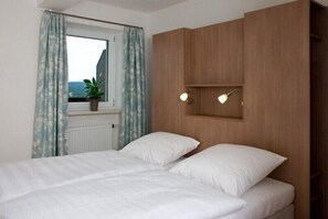 2 Schlafzimmer, Internetzugang, Bettwäsche