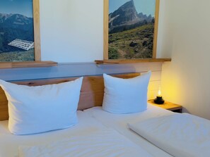 3 bedrooms, Internet, bed sheets