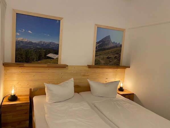 3 chambres, accĂšs Internet, draps fournis