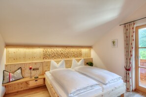 2 chambres, accès Internet, draps fournis