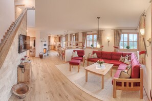 TV, DVD player, ping pong - Rose vacation apartment, 2 bedrooms and 2 balconies with mountain views (Ruhpolding)