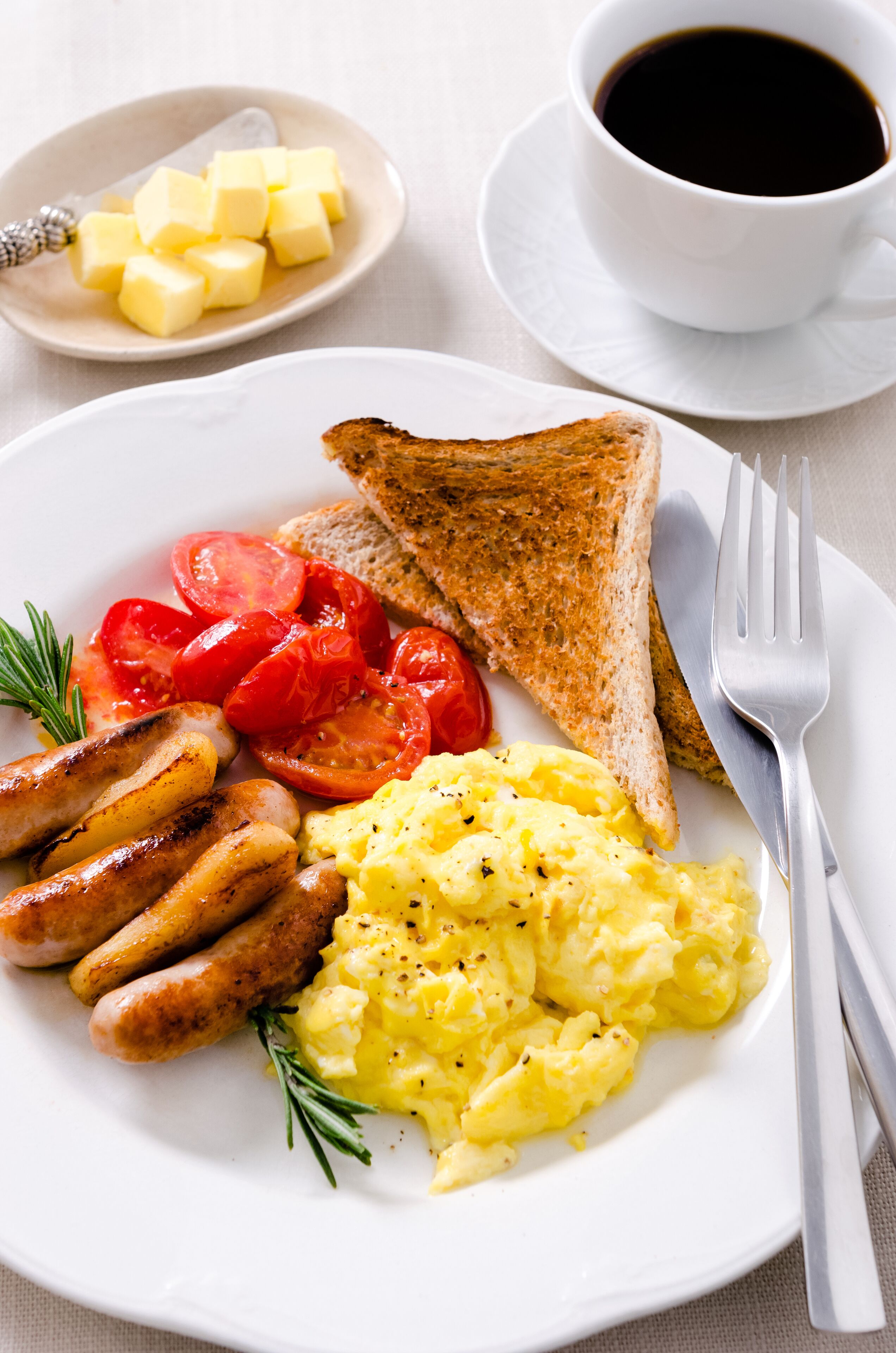 daily to-go breakfast (usd 5 per person)