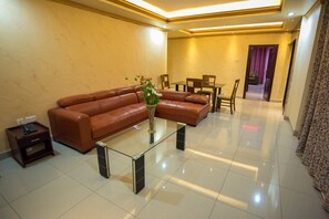 Télévision à écran plat