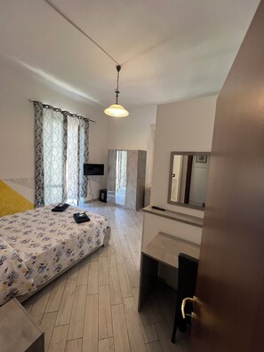Double or Twin Room - Albergo Astro (Genoa)