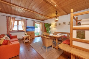 TV - Ferienwohnung (9) (Reit im Winkl)