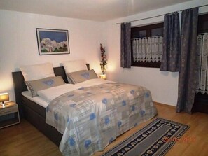 2 Schlafzimmer, Internetzugang, Bettwäsche, Rollstuhlgeeignet